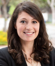 Headshot of Dorothy Lund