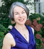 Headshot of Miranda McGowan